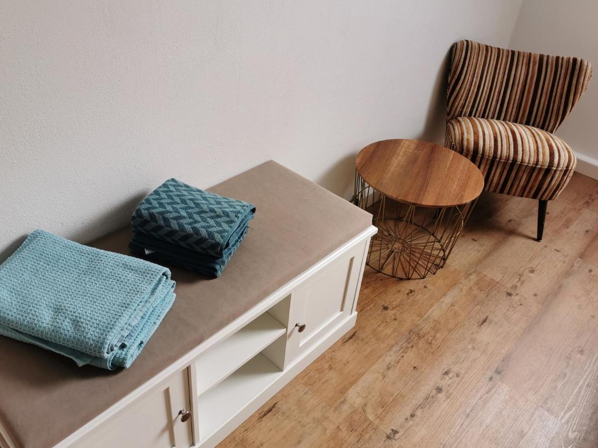 Ferienwohnung Martina Sinzing エクステリア 写真